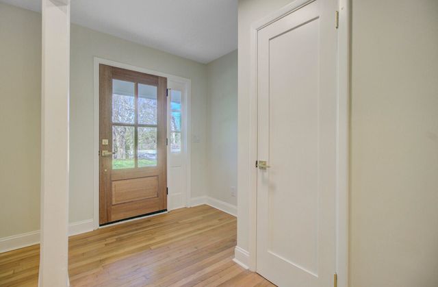 1223 Charlestowne Drive, Charleston, SC 29407