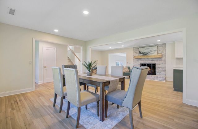 1223 Charlestowne Drive, Charleston, SC 29407