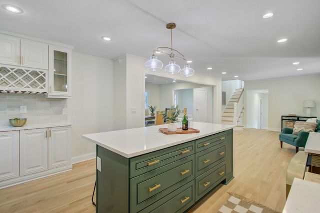 1223 Charlestowne Drive, Charleston, SC 29407