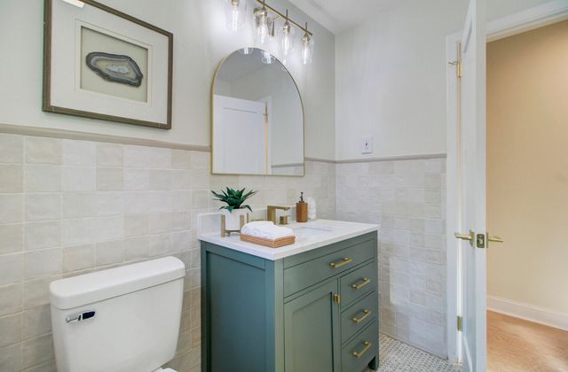 1223 Charlestowne Drive, Charleston, SC 29407