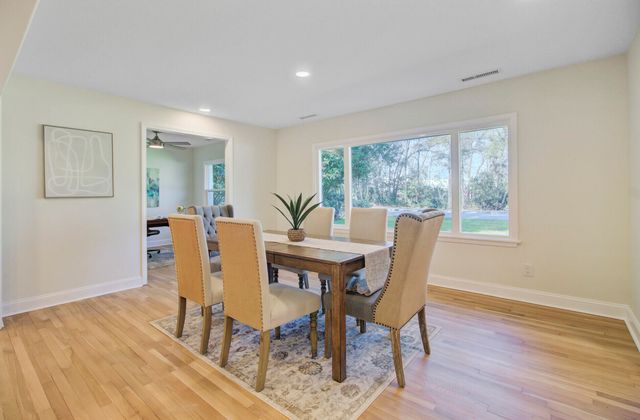 1223 Charlestowne Drive, Charleston, SC 29407