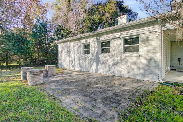 1223 Charlestowne Drive, Charleston, SC 29407