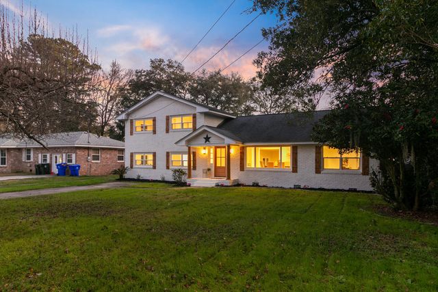 1223 Charlestowne Drive, Charleston, SC 29407