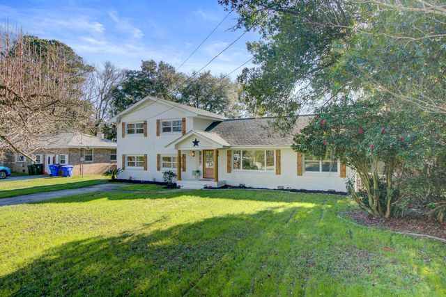 1223 Charlestowne Drive, Charleston, SC 29407