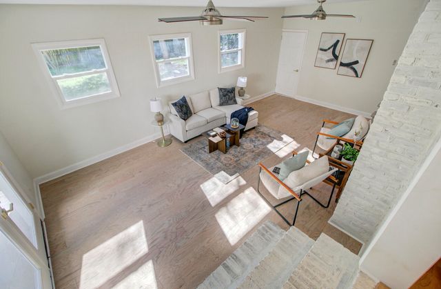 1223 Charlestowne Drive, Charleston, SC 29407