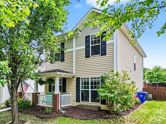 8007 Rolling Meadows Lane, Huntersville, NC 28078