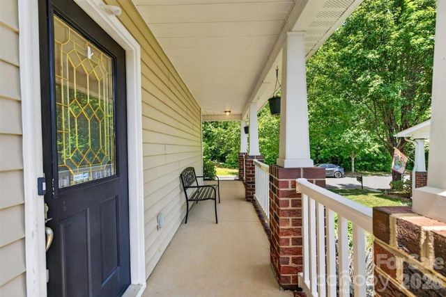 8007 Rolling Meadows Lane, Huntersville, NC 28078