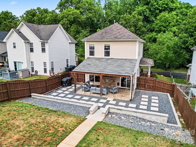 8007 Rolling Meadows Lane, Huntersville, NC 28078