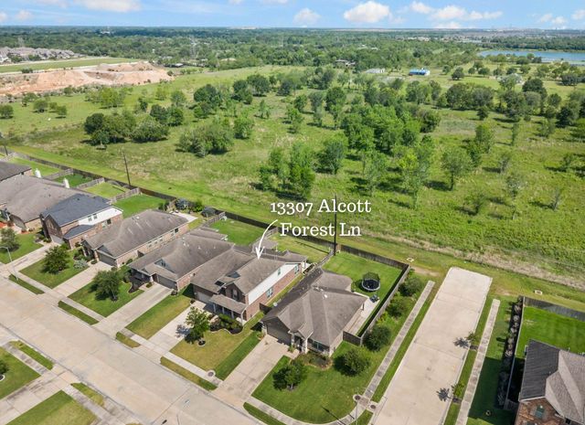 13307 Alcott Forest Lane, Rosharon, TX 77583