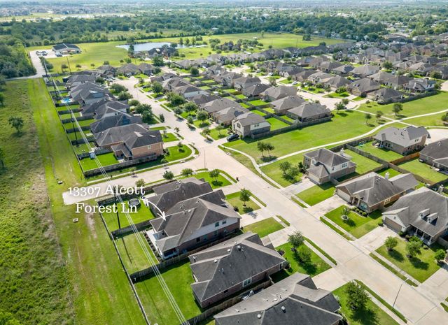 13307 Alcott Forest Lane, Rosharon, TX 77583