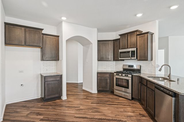 609 Bassett Hall Road, Fate, TX 75189