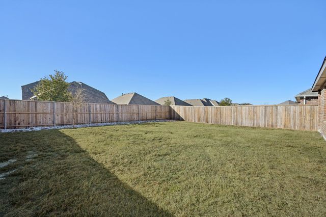 609 Bassett Hall Road, Fate, TX 75189