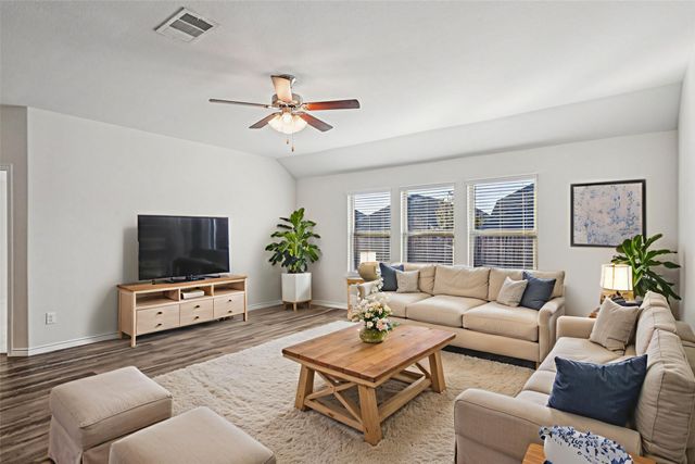 609 Bassett Hall Road, Fate, TX 75189