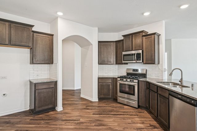 609 Bassett Hall Road, Fate, TX 75189