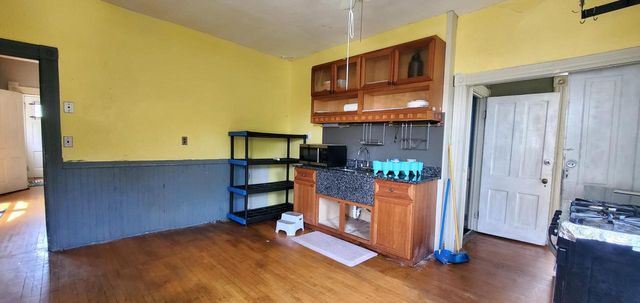 1028 S 32nd STREET, Milwaukee, WI 53215
