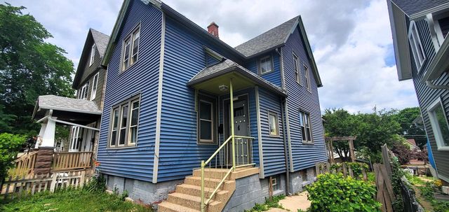 1028 S 32nd STREET, Milwaukee, WI 53215
