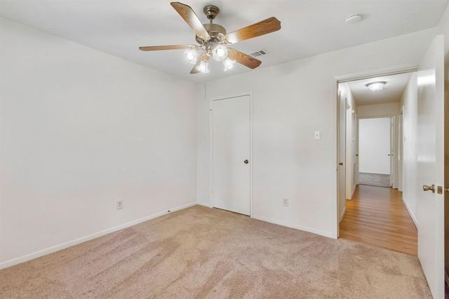 2106 Wickburn Drive, Spring, TX 77386