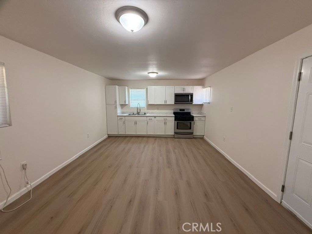 Image 10 of property listing at 309 Wilson, Bakersfield, CA 93308