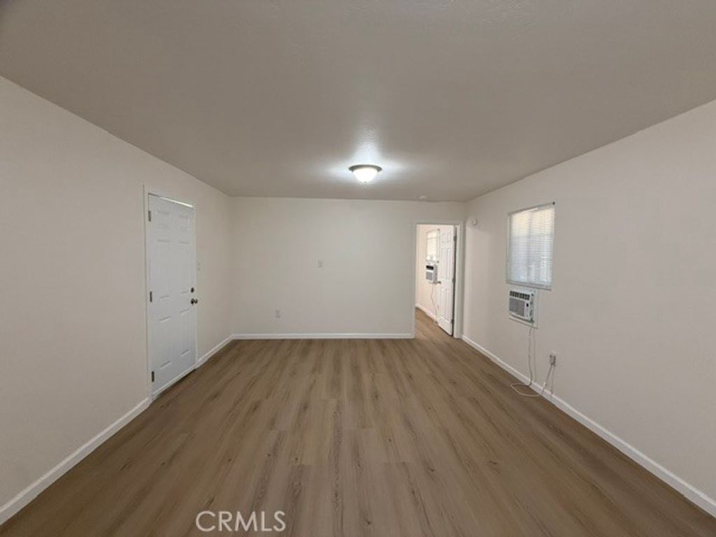 Image 11 of property listing at 309 Wilson, Bakersfield, CA 93308
