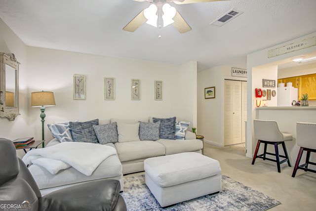 721 Ridgefield Drive, Peachtree City, GA 30269