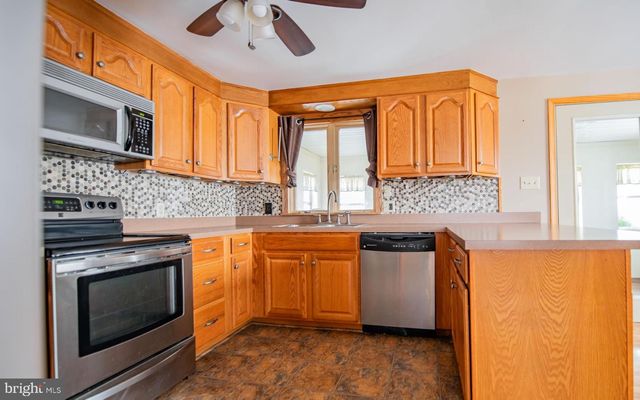 507 W GRAPE STREET, Lock Haven, PA 17745