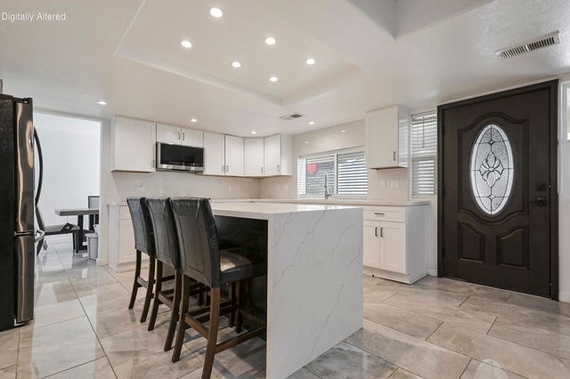 28131 Horizon Road, Cathedral City, CA 92234