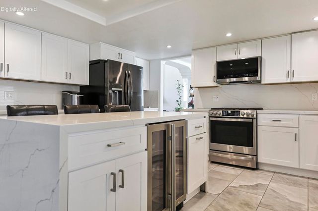 28131 Horizon Road, Cathedral City, CA 92234