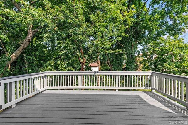 106 Bronxville Road, Bronxville, NY 10708