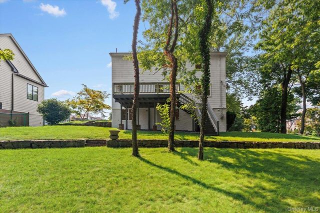 106 Bronxville Road, Bronxville, NY 10708