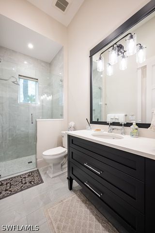 2100 SNOOK DR, Naples, FL 34102