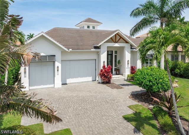 2100 SNOOK DR, Naples, FL 34102