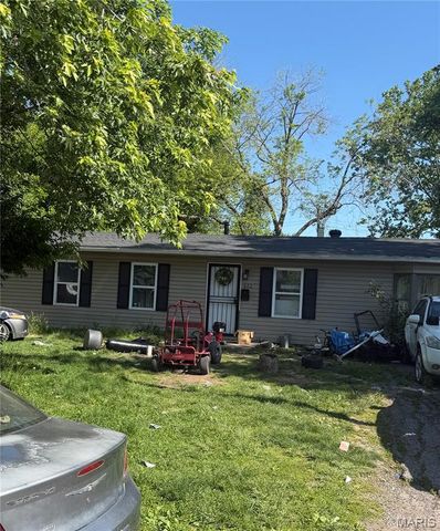 822 Saint Matthew Drive, Cahokia, IL 62206
