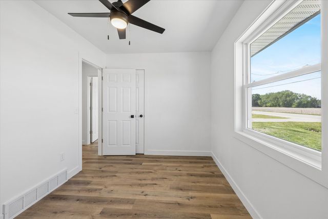 10167 Wolf Road, Geneseo, IL 61254