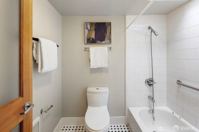 1011 23rd Street 13, San Francisco, CA 94107