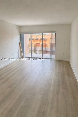 1900 W 68th St B203, Hialeah, FL 33014