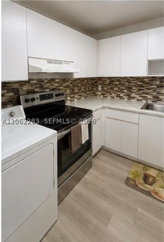 1900 W 68th St B203, Hialeah, FL 33014