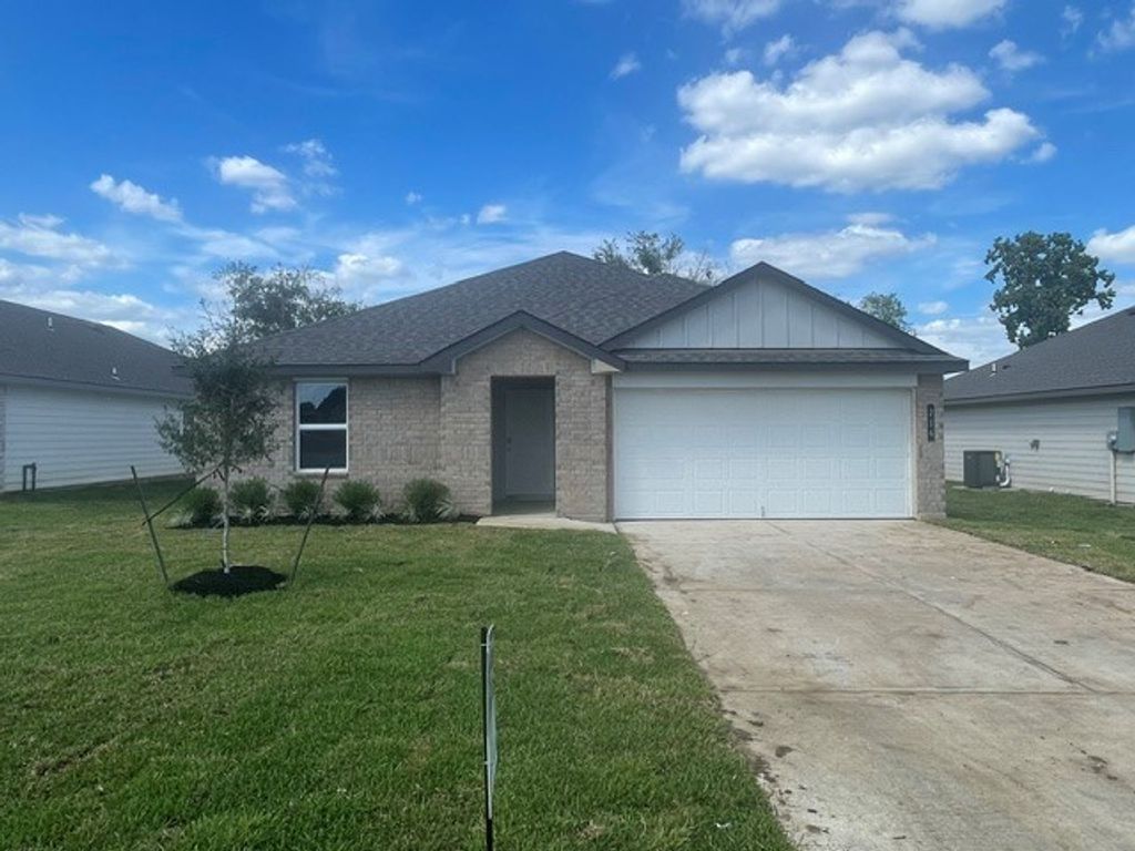 214 Paco Loop, Caldwell, TX 77836 — exterior