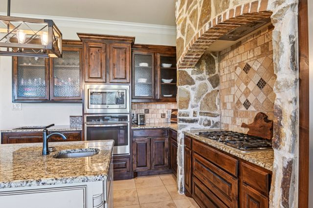 5025 White Pine Drive, Royse City, TX 75189