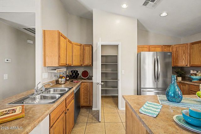 45789 W RAINBOW Drive, Maricopa, AZ 85139