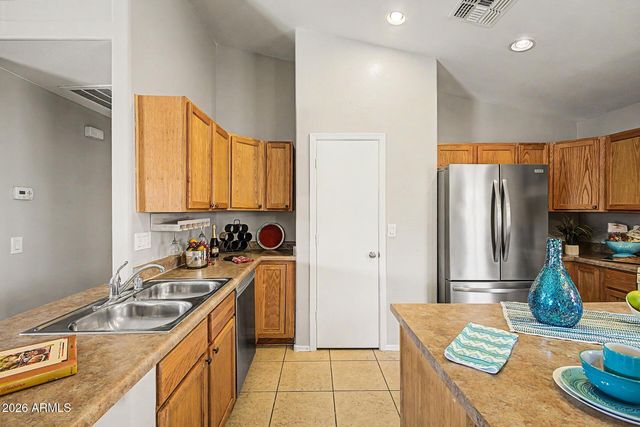 45789 W RAINBOW Drive, Maricopa, AZ 85139