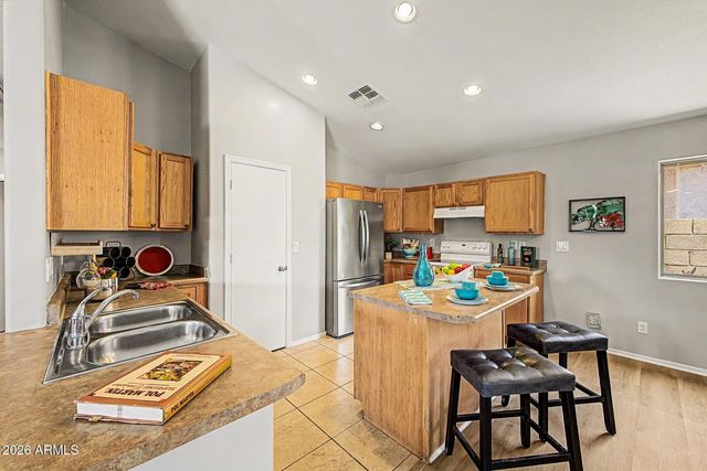 45789 W RAINBOW Drive, Maricopa, AZ 85139