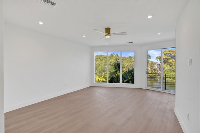 1133 NE 18th Court, Fort Lauderdale, FL 33305