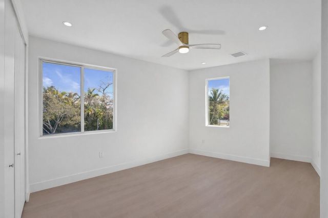 1133 NE 18th Court, Fort Lauderdale, FL 33305