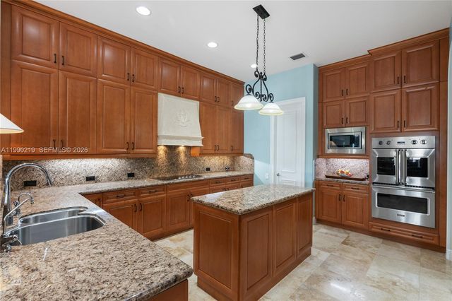 1495 Windjammer Way, Hollywood, FL 33019