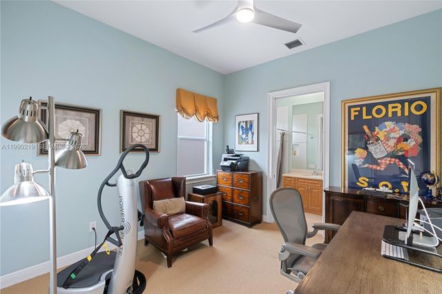 1495 Windjammer Way, Hollywood, FL 33019