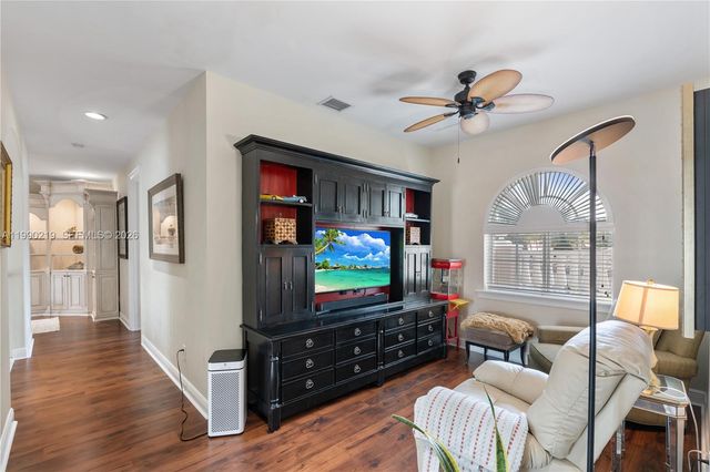 1495 Windjammer Way, Hollywood, FL 33019