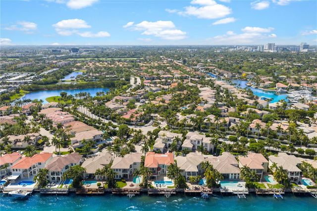 1495 Windjammer Way, Hollywood, FL 33019
