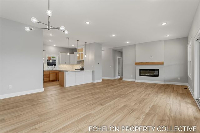 4649 Hidden Ridge Drive, Hudsonville, MI 49426