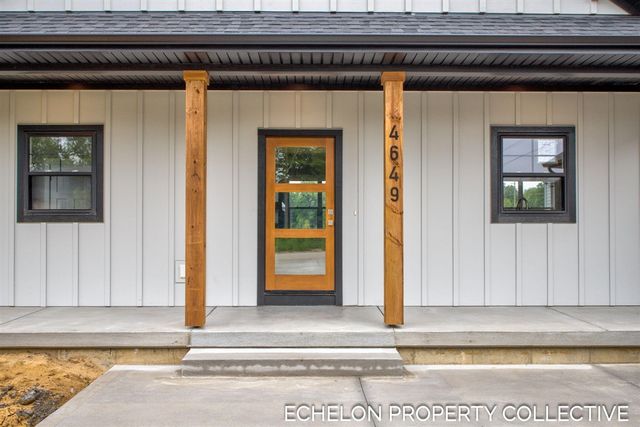 4649 Hidden Ridge Drive, Hudsonville, MI 49426