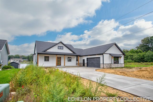 4649 Hidden Ridge Drive, Hudsonville, MI 49426